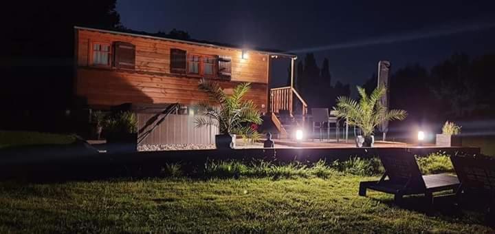 Vila L'Oasis Des Pyrenees Campuzan Exteriér fotografie