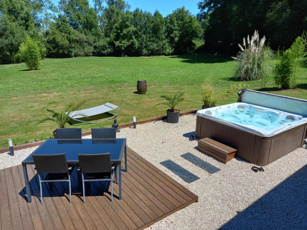 Vila L'Oasis Des Pyrenees Campuzan Exteriér fotografie