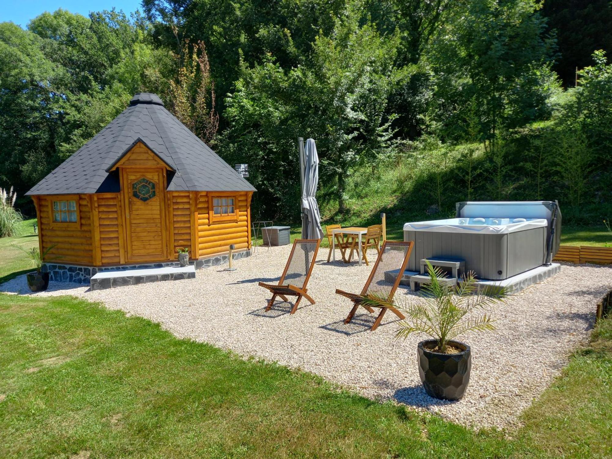 Vila L'Oasis Des Pyrenees Campuzan Exteriér fotografie