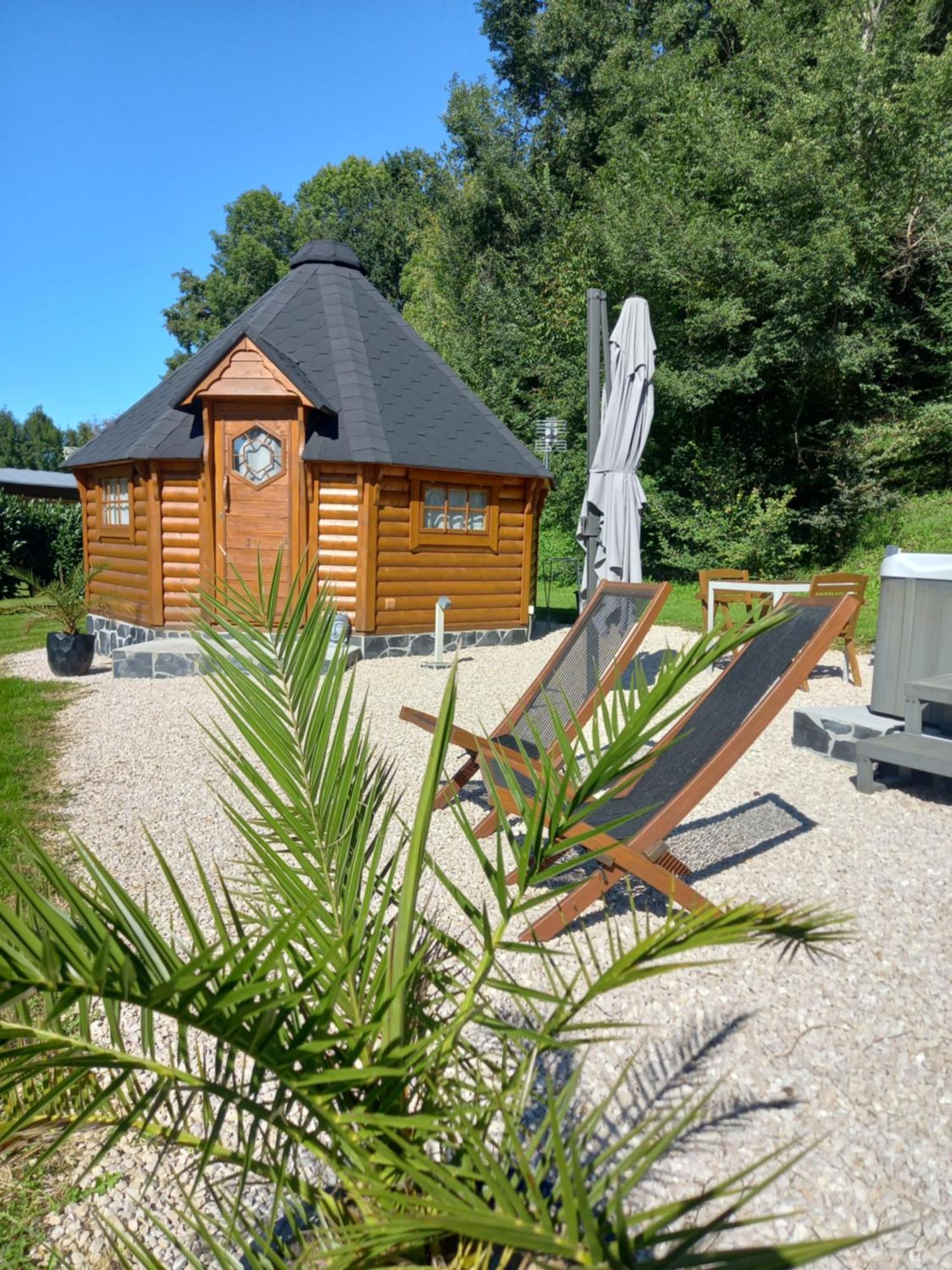 Vila L'Oasis Des Pyrenees Campuzan Exteriér fotografie